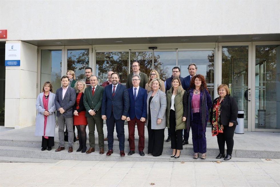 El presidente regional del PP, Paco Núñez, en la constitución de los órganos de gobierno de la Federación de Municipios y Provincias de Castilla-La Mancha (FEMP-CLM).