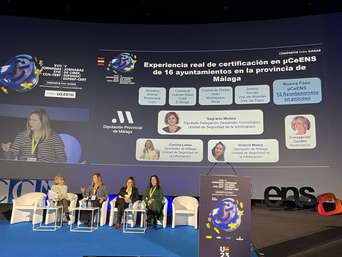 La diputada de Desarrollo Tecnológico, Sagrario Molina, ha explicado el trabajo desarrollado en Málaga, como provincia piloto, para facilitar a municipios el cumplimiento de las medidas que les permitan obtener la certificación ENS.