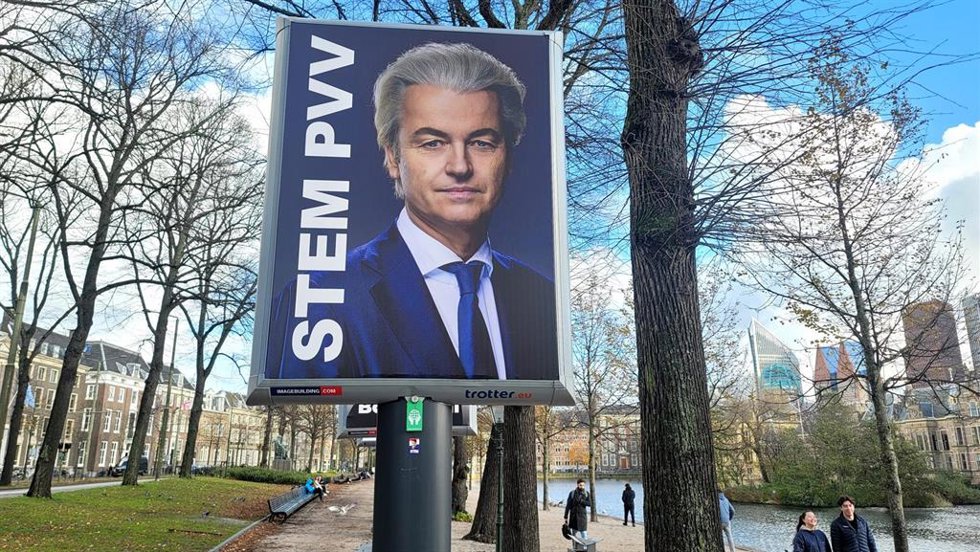 Cartel electoral con la imagen de Geert Wilders, líder del Partido de la Libertad (PVV)
