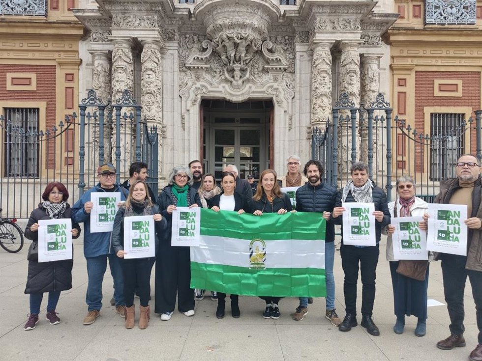 La Plataforma 4D convoca una manifestación el 3 de diciembre en Sevilla "Por la soberanía, lo público y la paz"