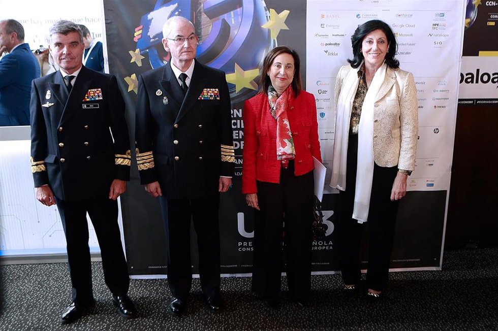 La ministra de Defensa, Margarita Robles, en las jornadas internacionales de ciberseguridad organizadas por el CCNCERT.