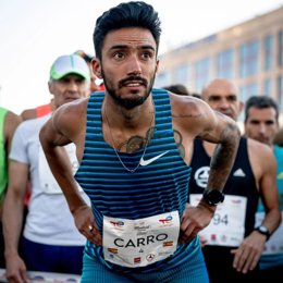 Archivo - Fernando Carro, atleta olímpico y récord de España de 3.000 obstáculos, será el padrino de la Milla Urbana