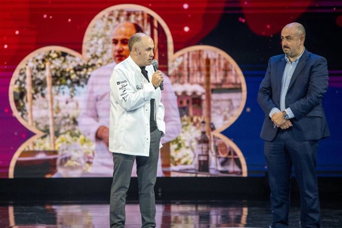 Echapresto agradeciendo el reconocimiento