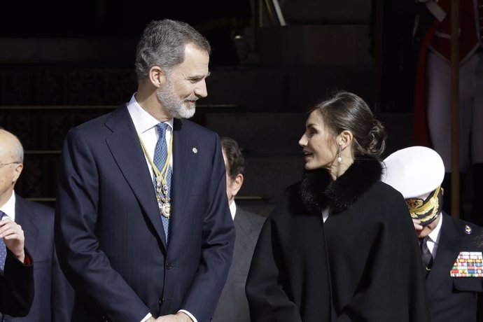 Archivo - El Rey Felipe VI y la Reina Letizia salen de la Solemne Sesión de Apertura de la XIV Legislatura en el Congreso de los Diputados, en Madrid (España), a 3 de febrero de 2020.
