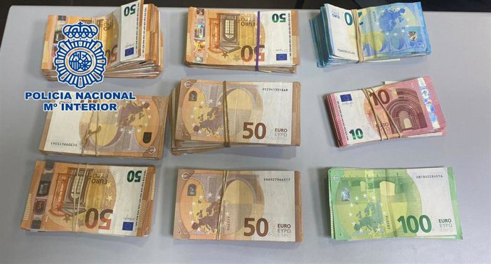 Detenidos un padre y un hijo por vender cocaína y hachís en la pizzería que regentaban en Elche