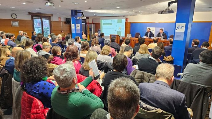 Workshop de la FER y la Consejería de Educación para analizar el nuevo modelo de la FP Dual