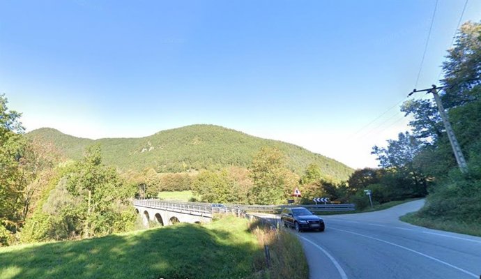 El puente actual que une Camprodon y Sant Pau de Segúries (Girona)