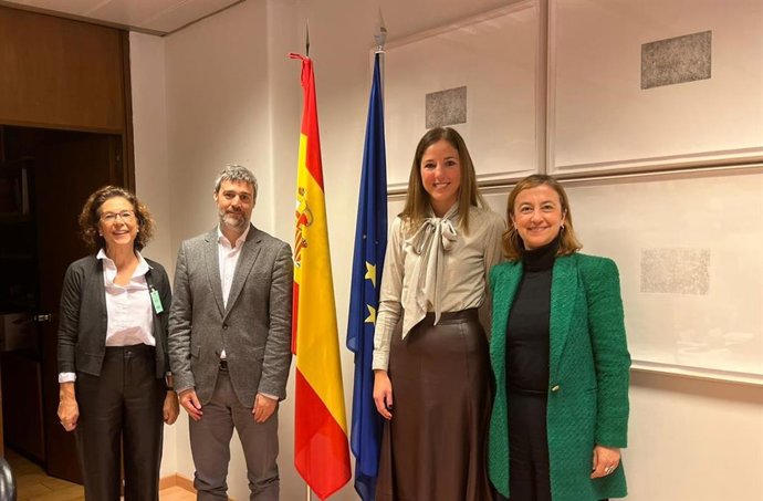 La consellera insular de Cultura, Antónia Roca, y el director general de Patrimonio Cultural y Bellas Artes, Isaac Sastre de Diego.