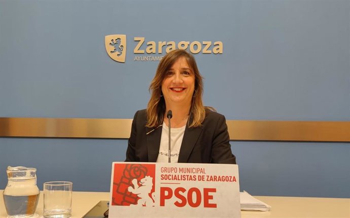 La portavoz del grupo municipal del PSOE en el Ayuntamiento de Zaragoza, Lola Ranera,