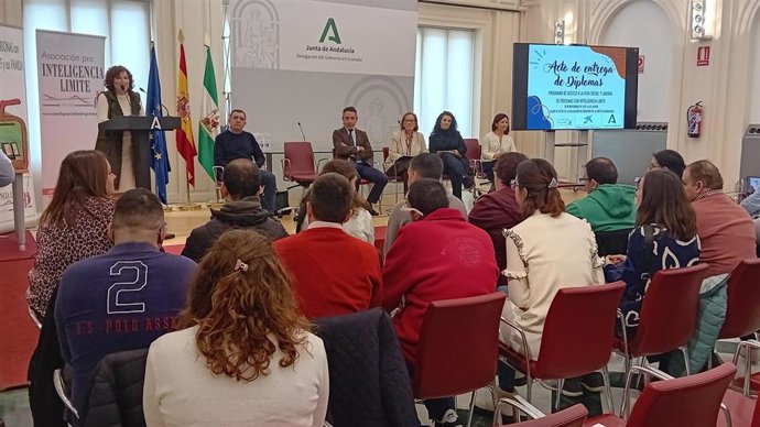 Programa de acceso al mundo laboral para personas con inteligencia límite