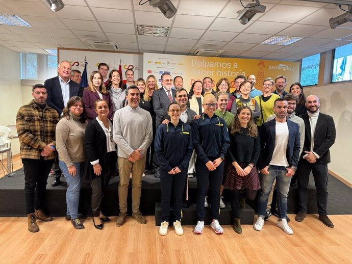 Foto de familia de la V edición del 'Sponsor Day' organizado por el Comité Paralímpico Español