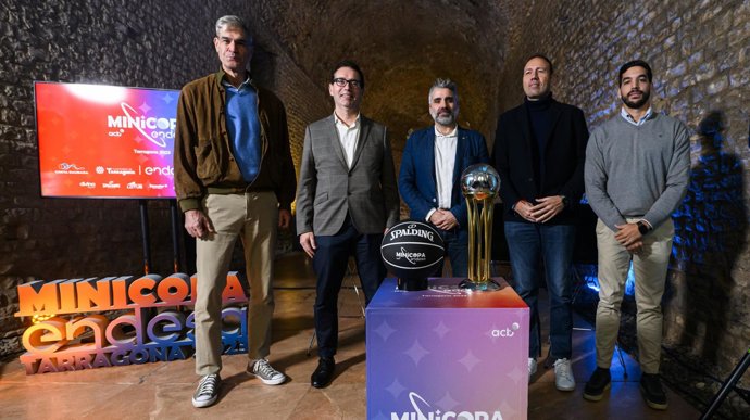 Presentación de los detalles de la Minicopa Endesa de Tarragona