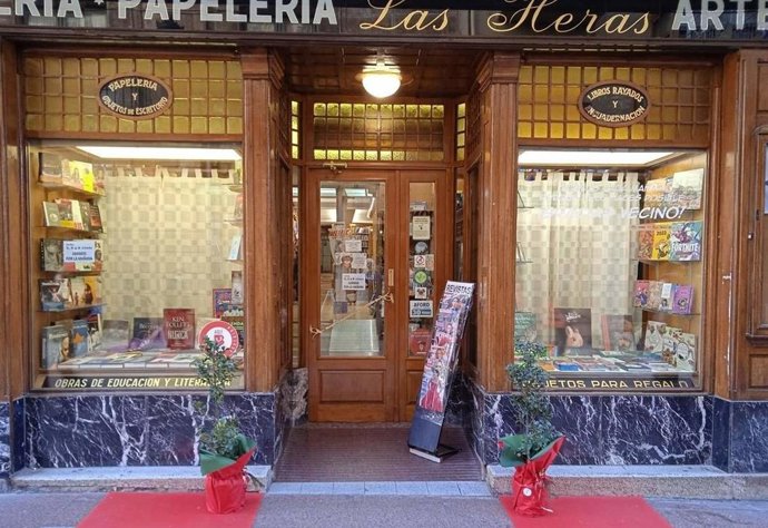 Decoración navideña en los comercios sorianos.