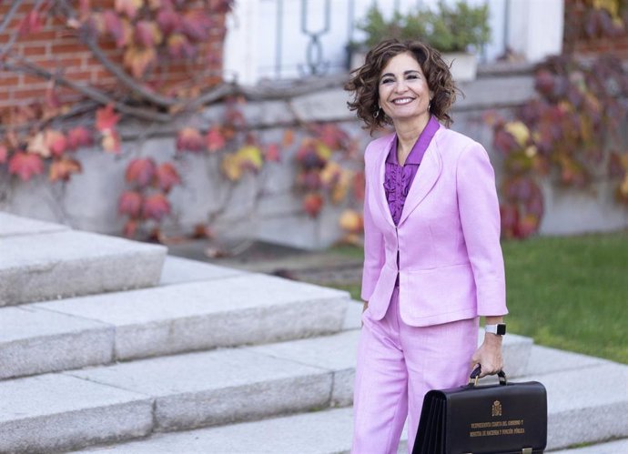 La vicepresidenta cuarta y ministra de Hacienda, María Jesús Montero.