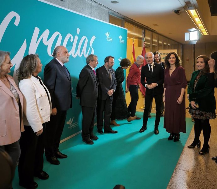 La presidenta de la Comunidad de Madrid, Isabel Díaz Ayuso, durante un homenaje a los psicólogos por su trabajo durante la pandemia