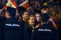 Unos 400 manifestantes se vuelven a concentrar en Ferraz por vigesimoséptimo día reivindicando su 'derecho a rezar'