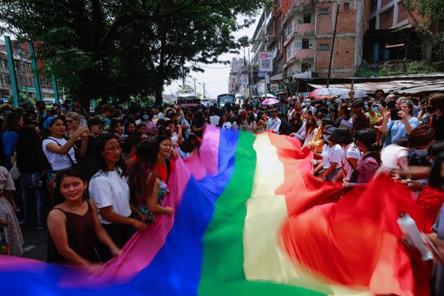 Nepal. Nepal registra su primer matrimonio entre dos personas del