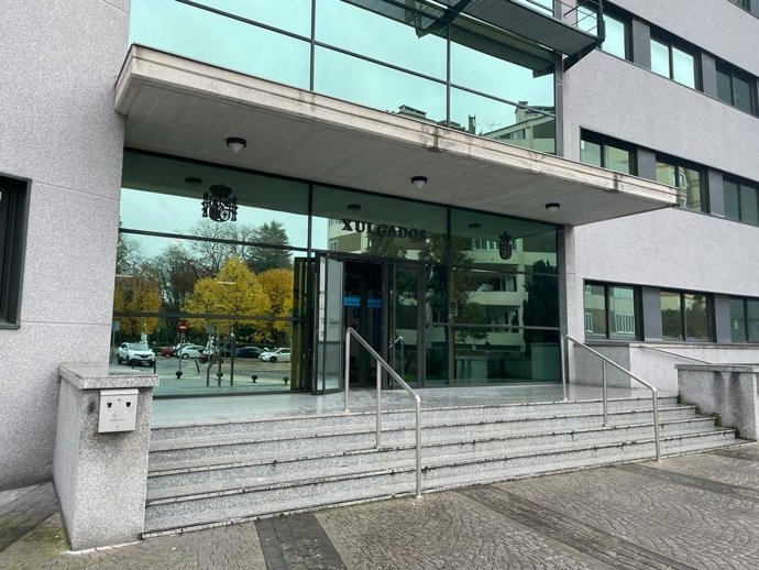 Fachada del Juzgado de lo Penal número 1 de Lugo, que este jueves ha visto mermado su funcionamiento como consecuencia de la huelga indefinida de letrados del turno de oficio, iniciada el 21 de noviembre. En Lugo, a 30 de noviembre de 2023.