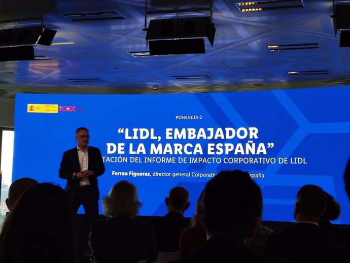 El director general corporativo de Lidl España, Ferrán Figueras, durante la celebración de la jornada 'La exportación de Marca España'.