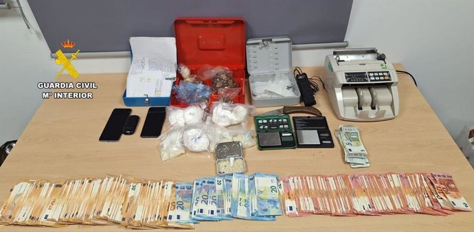 Tres detenidos al desactivar un punto de venta de droga en Tarifa