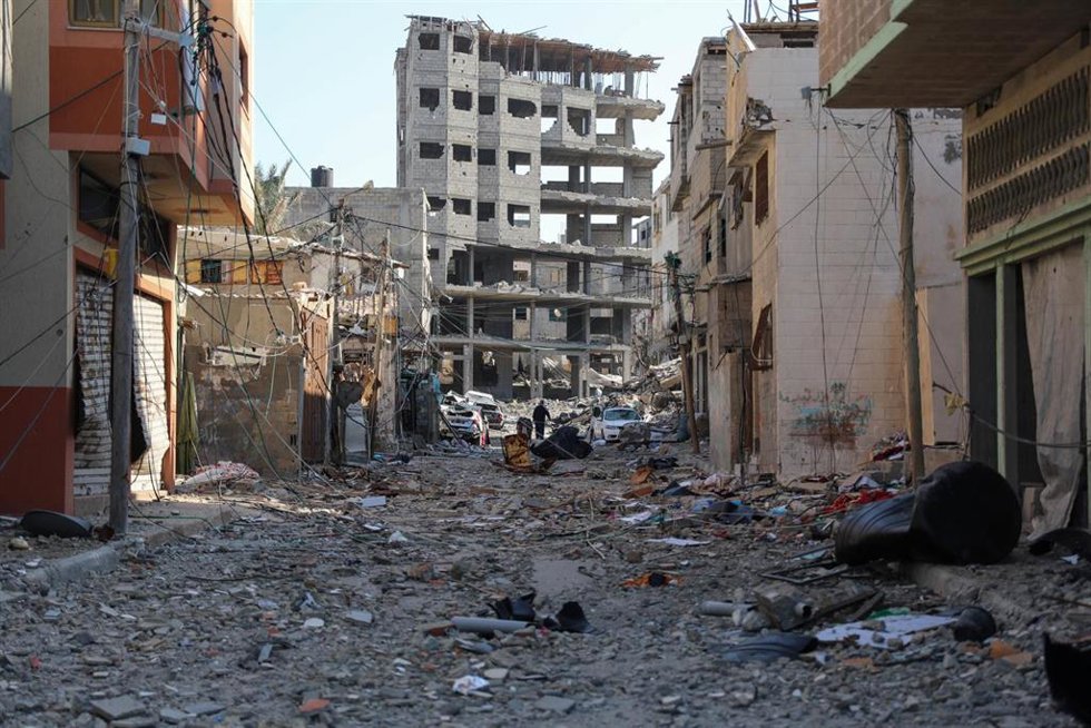 Edificios destruidos en la ciudad de Gaza a causa de los bombardeos de Israel contra la Franja de Gaza