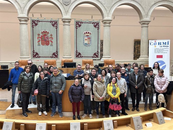 Acto CERMI en el Parlamento de La RIoja