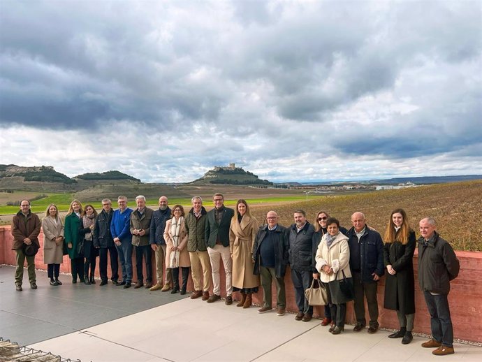 Miembros del Consejo Rector de Eurocaja Rural que se han reunido en Peñafiel.