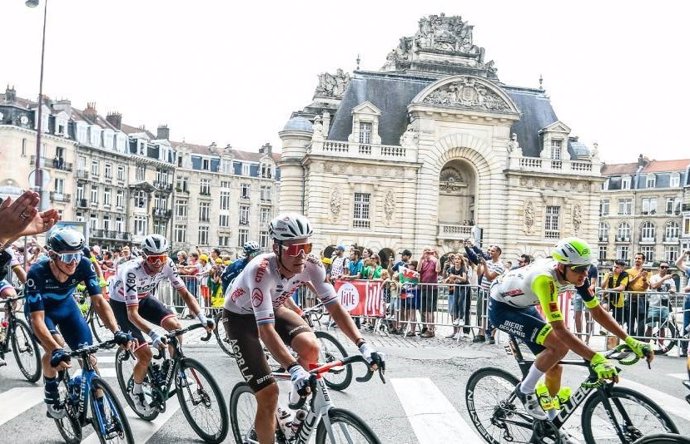 Repechos y adoquines protagonizan la 'Grand Départ' del Tour 2025 en el Norte de Francia