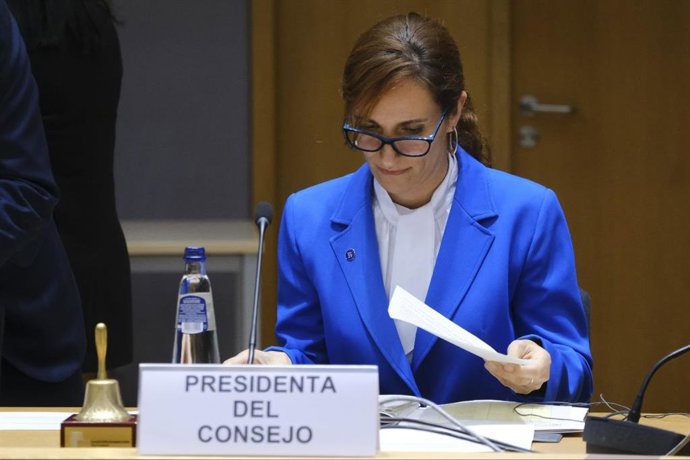 Archivo - La ministra de Sanidad, Mónica García, preside la reunión del Consejo de Empleo, Política Social, Sanidad y Consumidores (EPSCO)