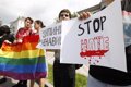 Rusia declara organización extremista al movimiento LGBT
