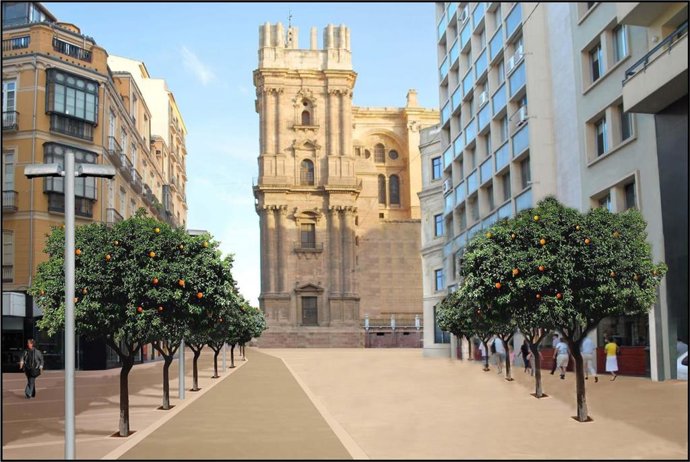 Archivo - El alcalde de Málaga, Francisco de la Torre, tiene previsto asistir al primer pase del espectáculo que tendrá lugar en la torre mocha de la catedral.