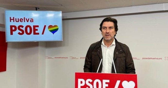 El portavoz del PSOE de Huelva, Enrique Gaviño.