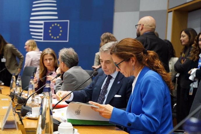 La ministra de Sanidad, Mónica García, en Bruselas.