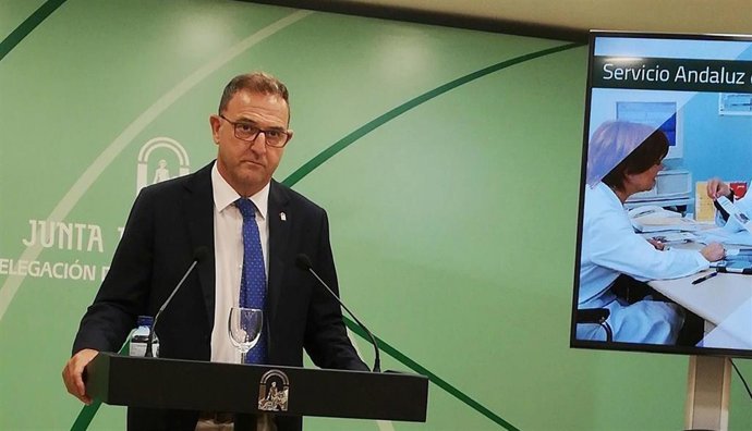 El delegado territorial de Salud y Consumo de la Junta en Málaga, Carlos Bautista.