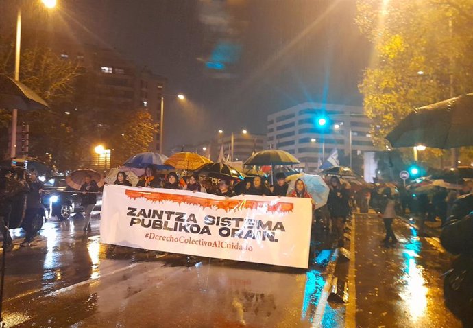 Imagen de la manifestación en Pamplona en el marco de la huelga feminista general convocada para reivindicar un sistema público de cuidados