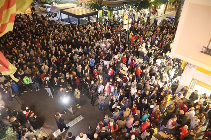 Concentración en Sagunt (Valencia) contra el crimen de Fátima