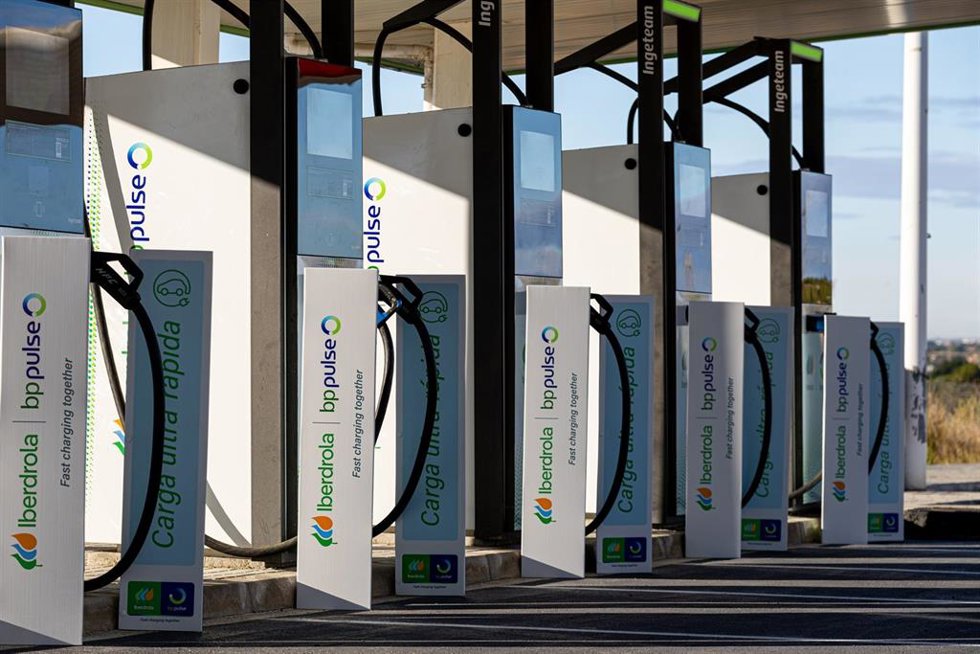 Puntos de recarga de Iberdrola y bp pulse