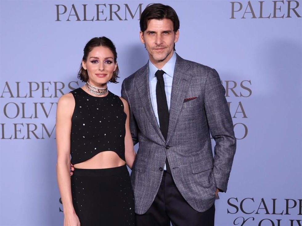 Olivia Palermo y Johannes Huebl en la presentación de la nueva Colección de Scalpers by Olivia Palermo en el palacio del Conde de Bornos