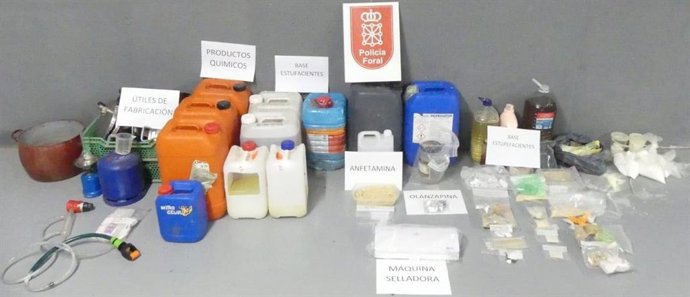 Material y drogas incautadas.