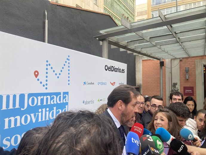El ministre de Transports i Mobilitat Sostenible, Óscar Puente