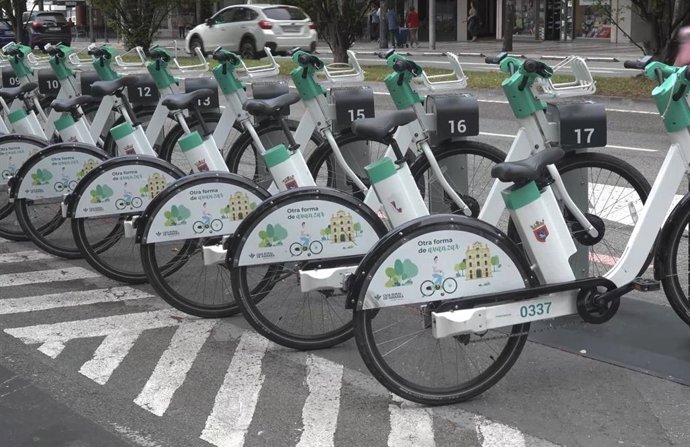 Servicio de bicis eléctricas.
