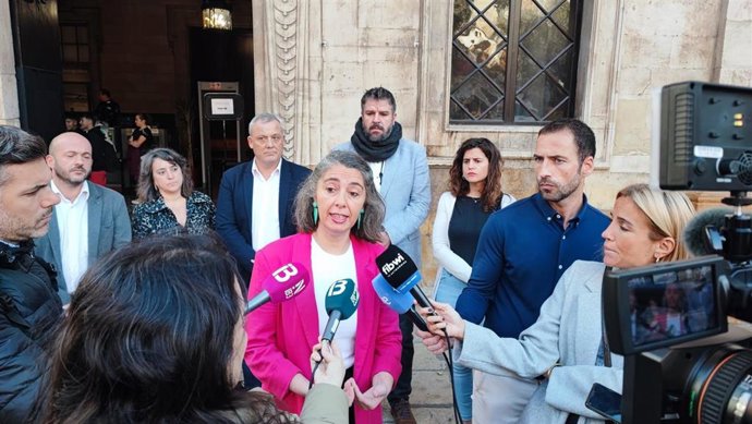 La portavoz de MÉS per Palma, Neus Truyol, en declaraciones a los medios.