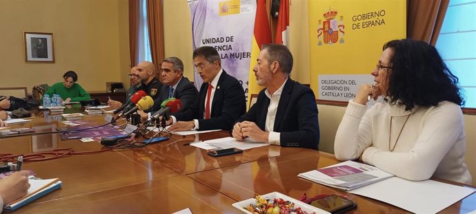 La Subdelegación del Gobierno en Ávila y la FAH se unen para actuar contra la violencia de género