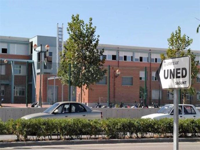 Imagen de archivo de la UNED en Sagunt (Valencia)