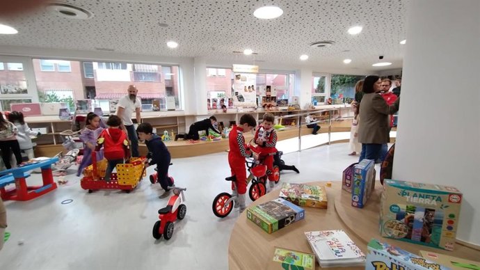 Un estudio de AIJU revela que 45% de los niños juega al aire libre menos tiempo del recomendado y alerta de sedentarismo