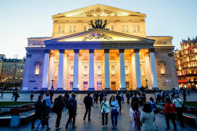 Archivo - Sede del Teatro Bolshói de Moscú.