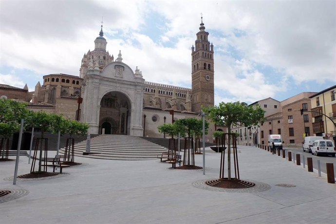 Archivo - Plaza de la Catedral de Tarazona