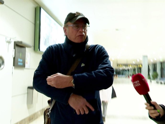 BERTÍN OSBORNE EN EL AEROPUERTO DE ASTURIAS