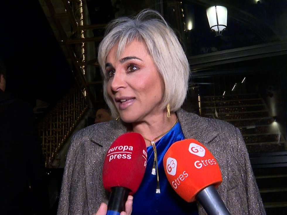 ANA MARÍA ALDÓN EN LA FIESTA NAVIDEÑA DE UNICORN