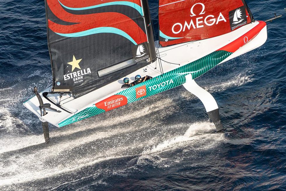 El Emirates Team New Zealand se corona en la gran final de Yeda